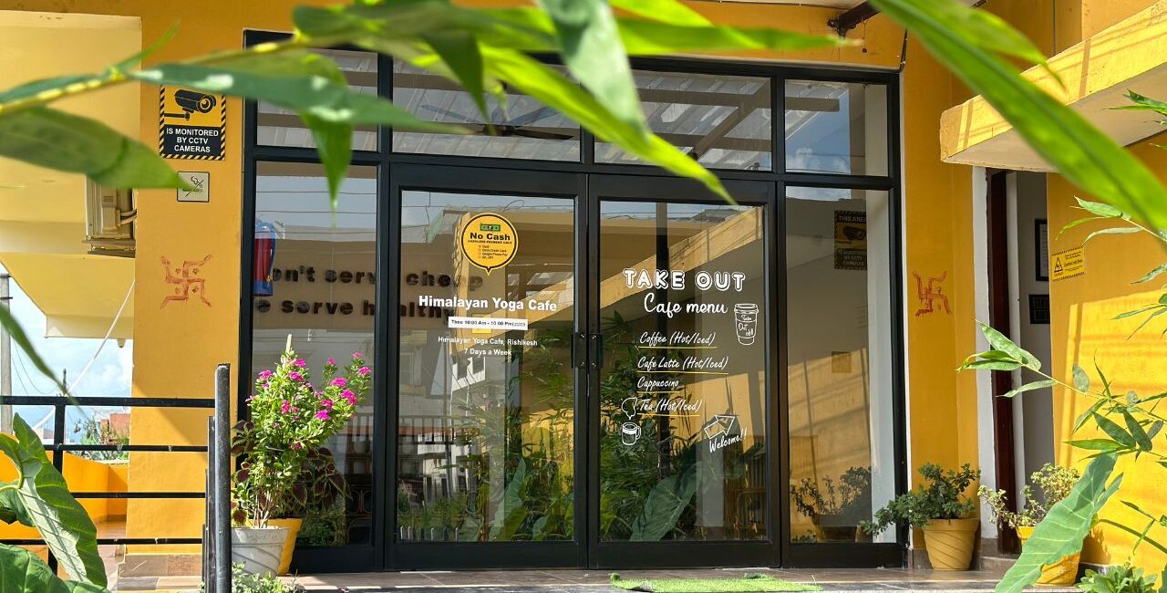 Best Places to Eat Healthy in Rishikesh: Why Yogis Love Our Cafe